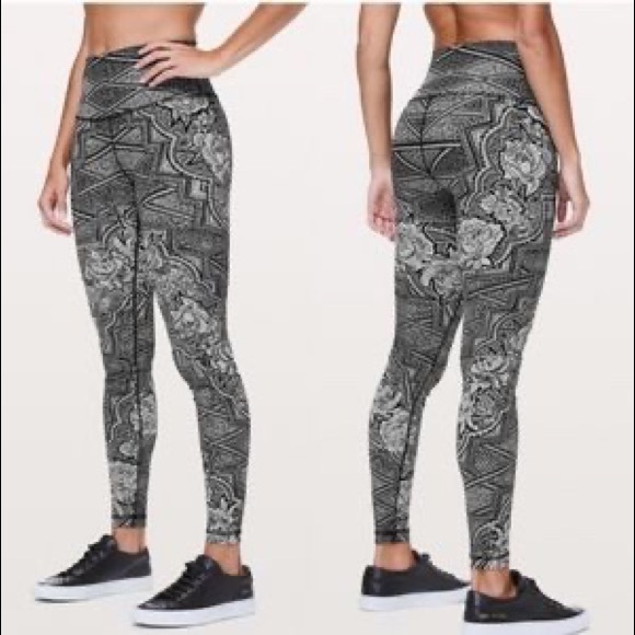 Excellent condition lulu lemon leggings! - Picture 2 of 8